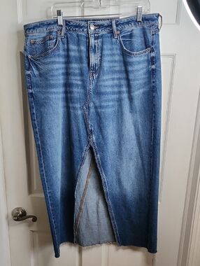 American Eagle Maxi Denim Skirt - Women's Jeans Style
